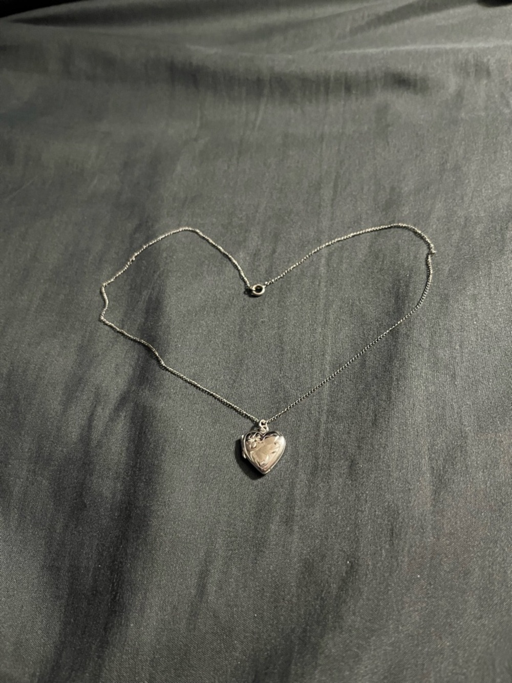 SOLD VTG Sterling Silver Heart Locket Pendant - Picture 2 of 5